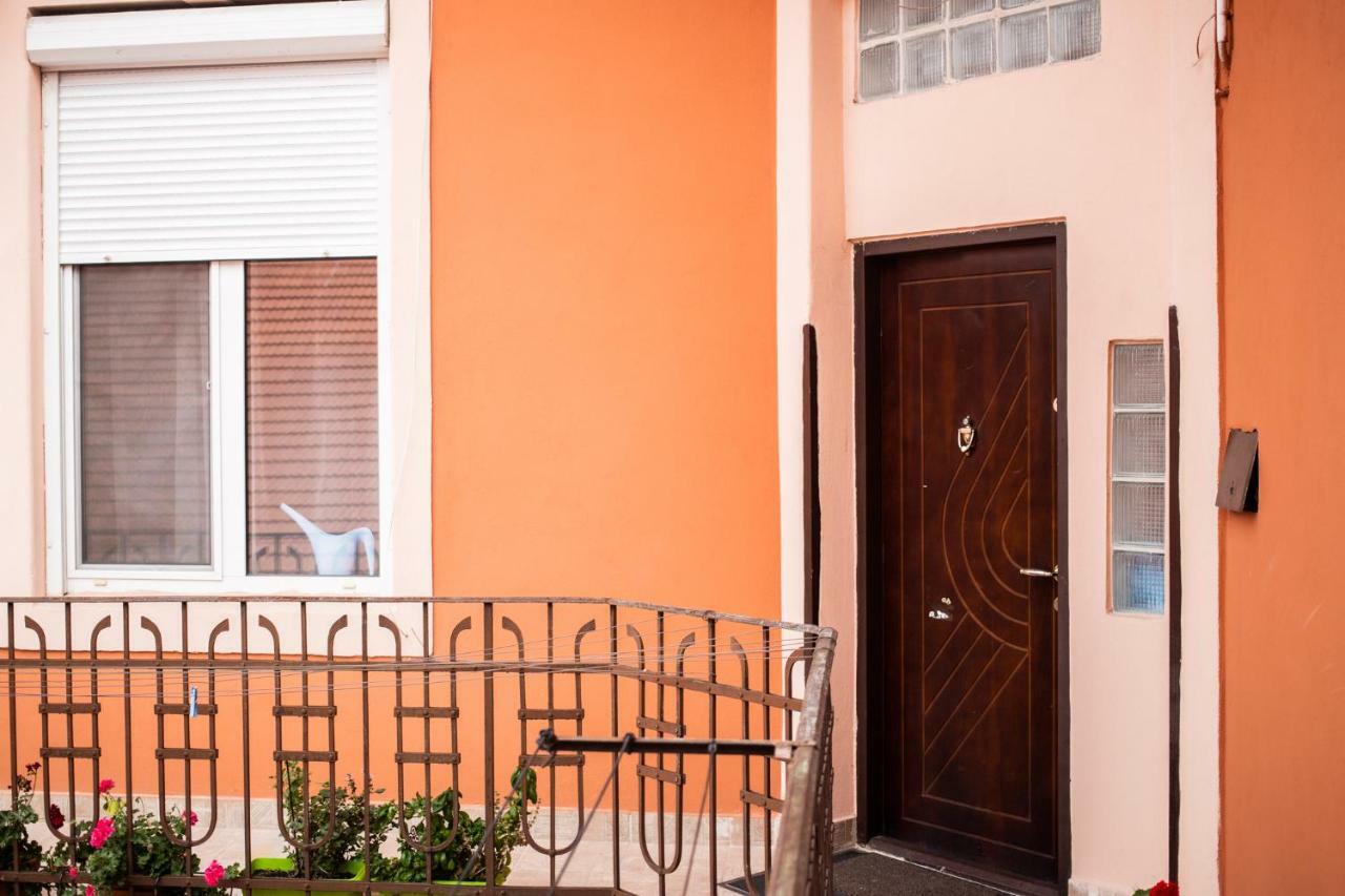 Art Downtown Alecsandri St Luxury Apartment Oradea Luaran gambar