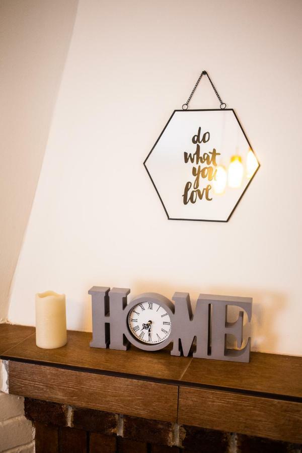 Art Downtown Alecsandri St Luxury Apartment Oradea Luaran gambar