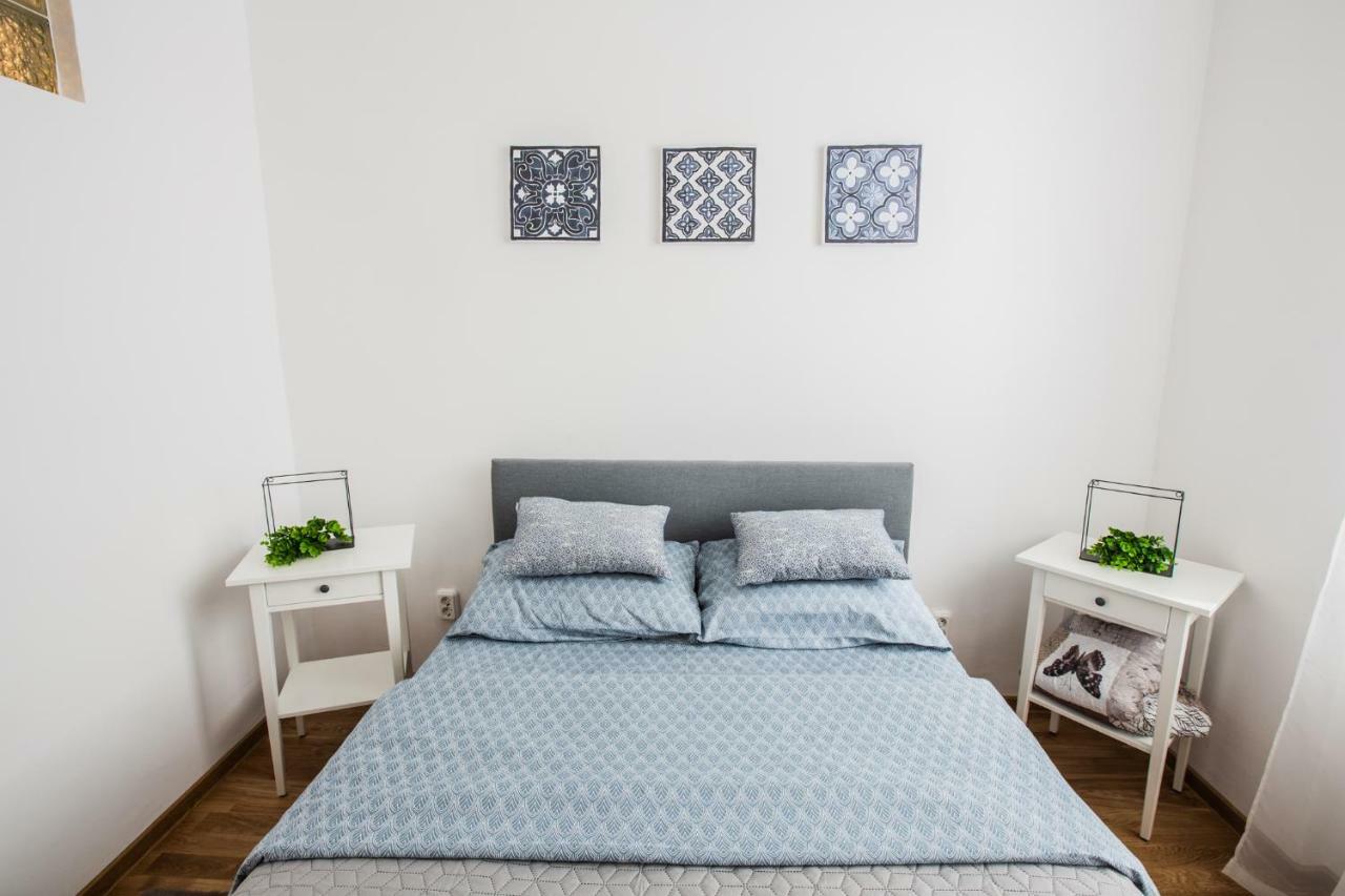 Art Downtown Alecsandri St Luxury Apartment Oradea Luaran gambar